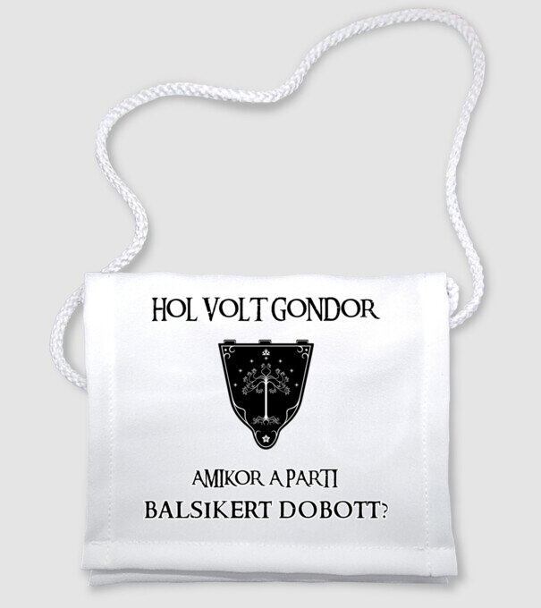  minta fehér pólón